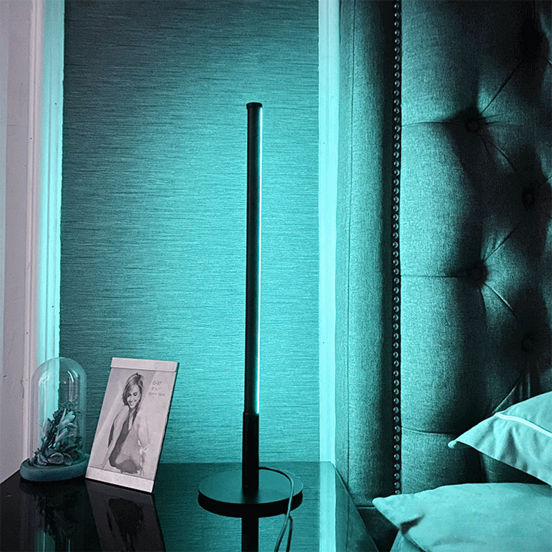 New Nordic Minimalism LED Eye Protection Table Lamp