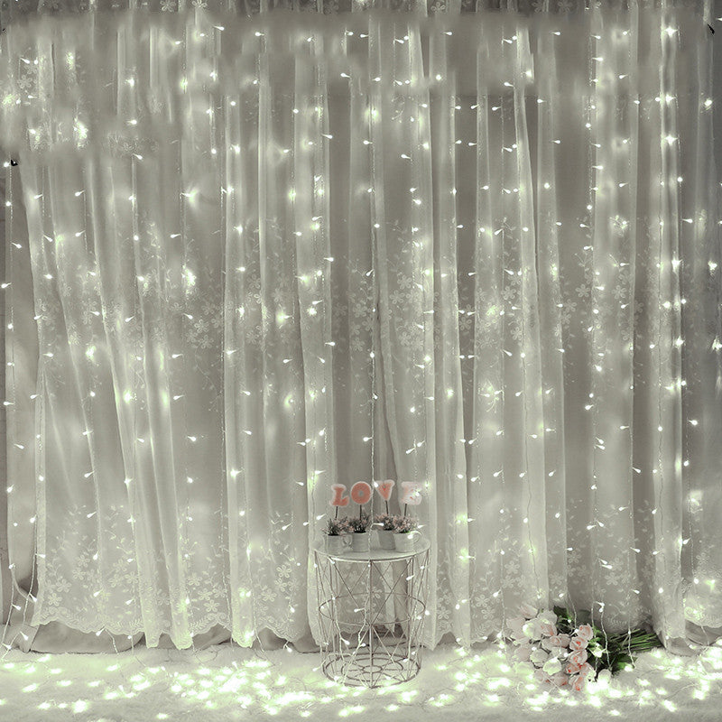Voltage Curtain Light 3x3 Meters 300 Lights Icicle Light Solar