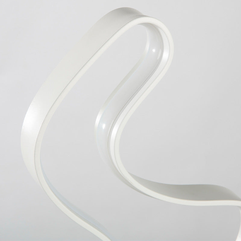 Postmodern Minimalist Shaped Table Lamp