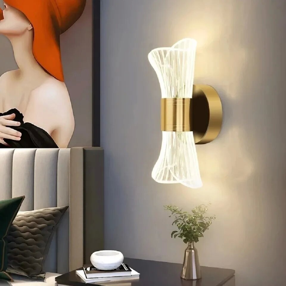 Modern Simple And Light Luxury Bedroom Wall Lamp